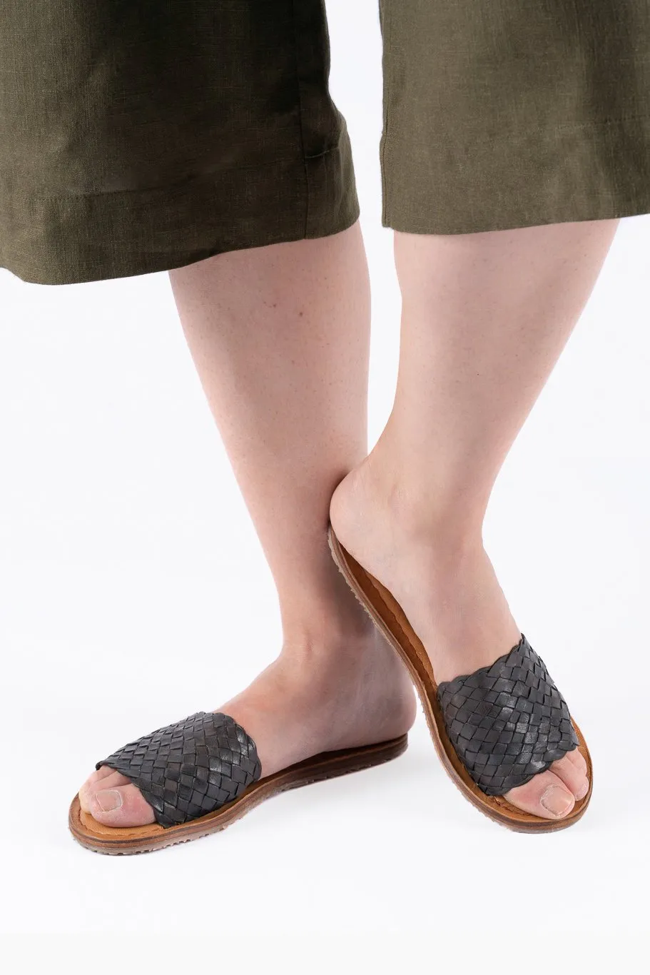 Open Toe Slides - Polished Black
